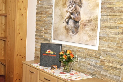Liebevoll dekoriert und modern eingerichtet - das Appartement Planai im Landhaus Sonnenhang